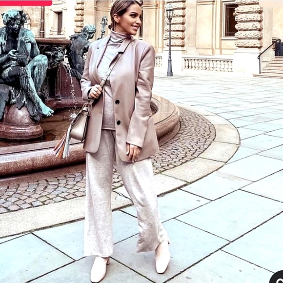 ZARA FAUX LEATHER OVERSIZED BLAZER  Size S and M - Picture 9 of 16